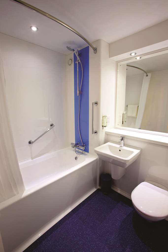 Travelodge Birmingham Dudley Oda fotoğraf